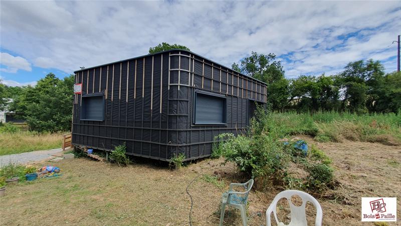Maison ossature bois isolée en paille à Poitiers (86)